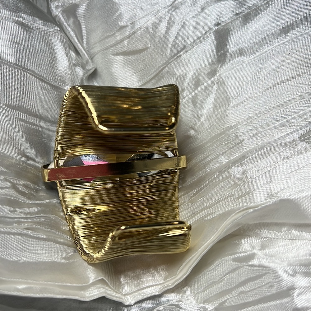 Large Iridescent Wired bracelet - Picture 4 of 6